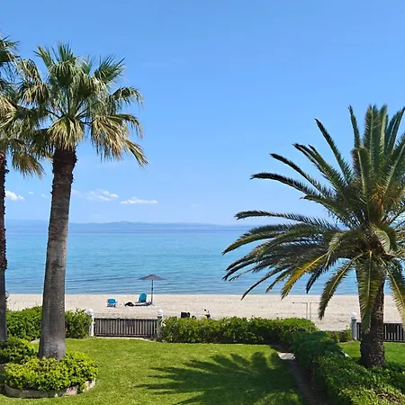 Palma Del Mar Villa, By Halkidiki *